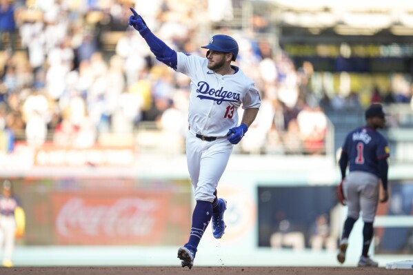 Muncy has first 3-homer game, Ohtani sets Dodgers' mark in